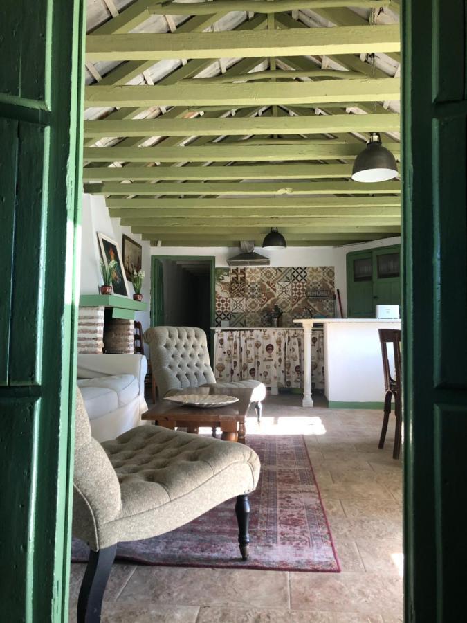 Casa Del Almezo Guest House อัลโมโดวาร์ เดล ริโอ ภายนอก รูปภาพ