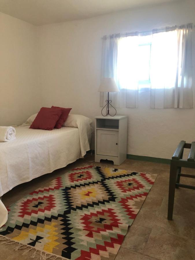 Casa Del Almezo Guest House อัลโมโดวาร์ เดล ริโอ ภายนอก รูปภาพ
